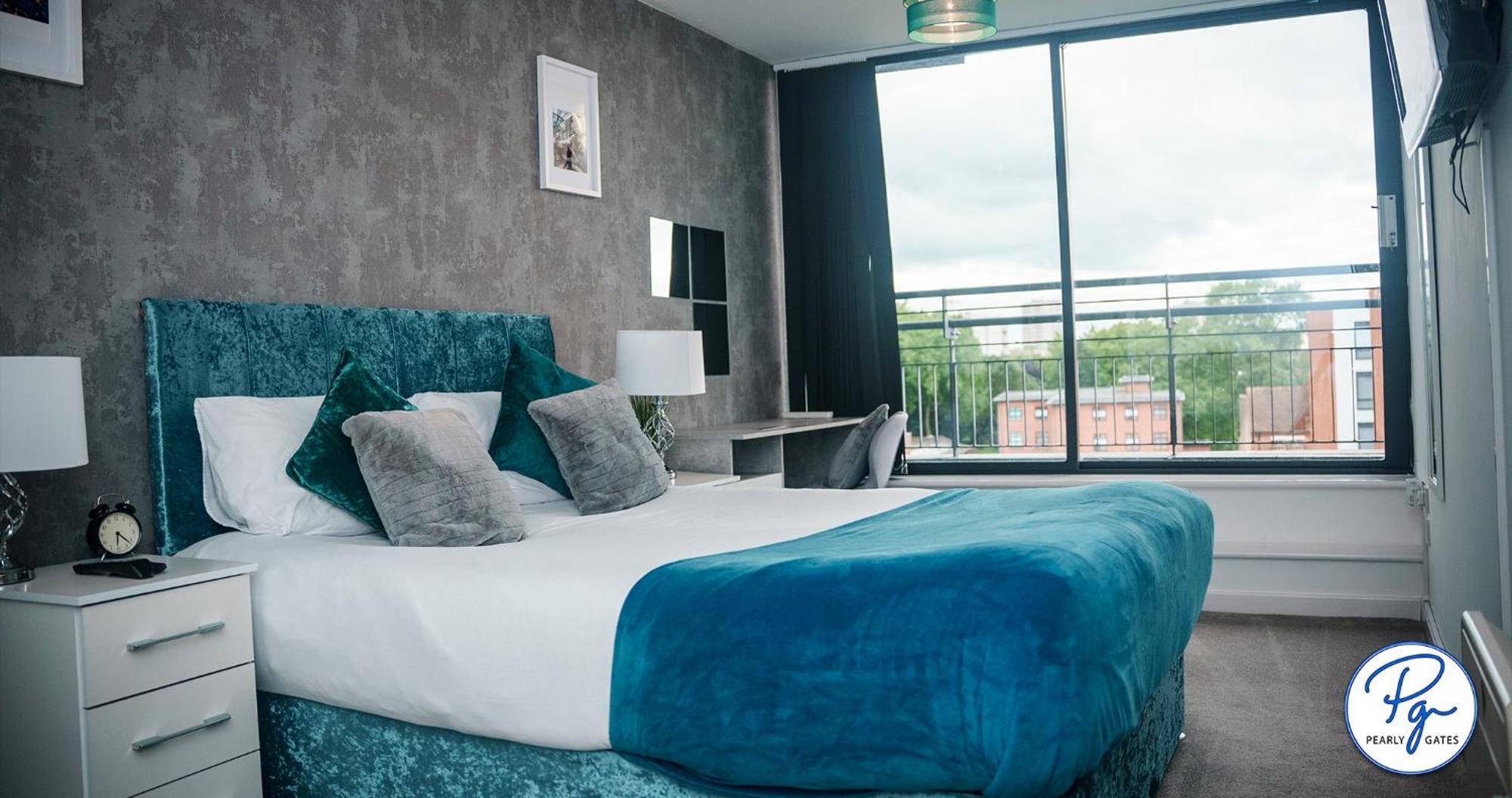 Penthouse - Amazing City Skyline Views - Free Parking - Balcony - Utilita Arena - New St Station - Bullring Shopping Birmingam Exterior foto
